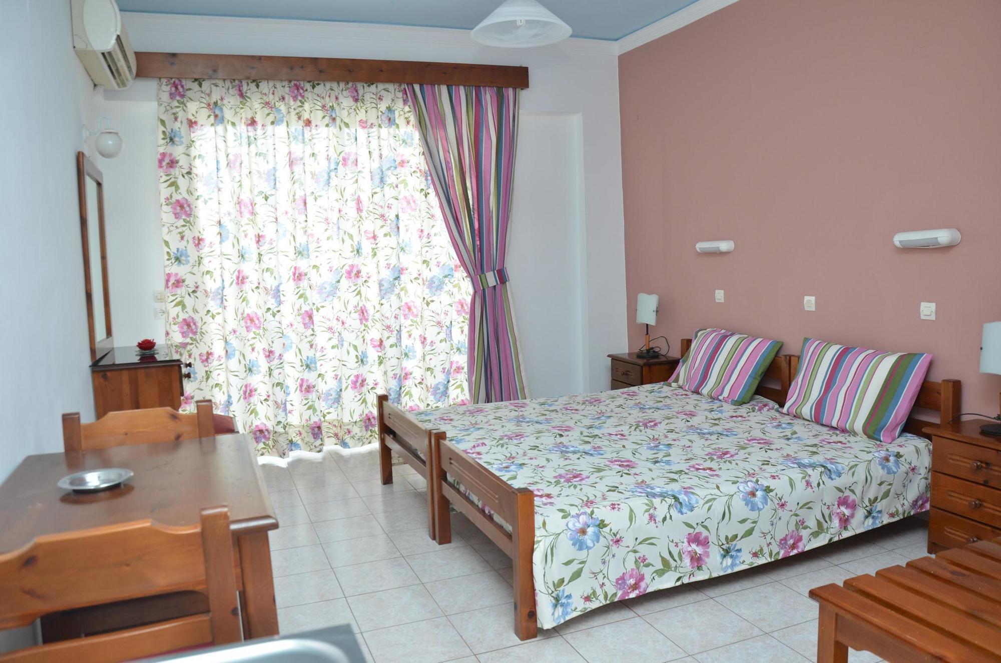 Iatridis Studios Faliraki (Adults Only) Екстериор снимка